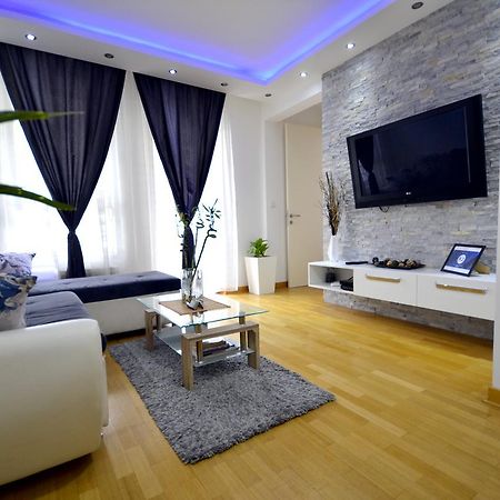 Clean&Cozy Apartments Novi Beograd Bagian luar foto