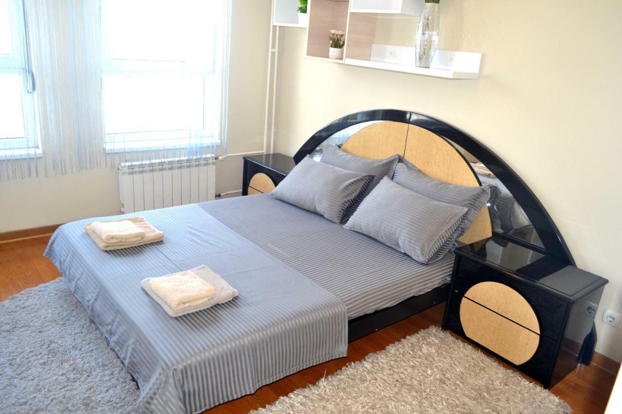 Clean&Cozy Apartments Novi Beograd Bagian luar foto