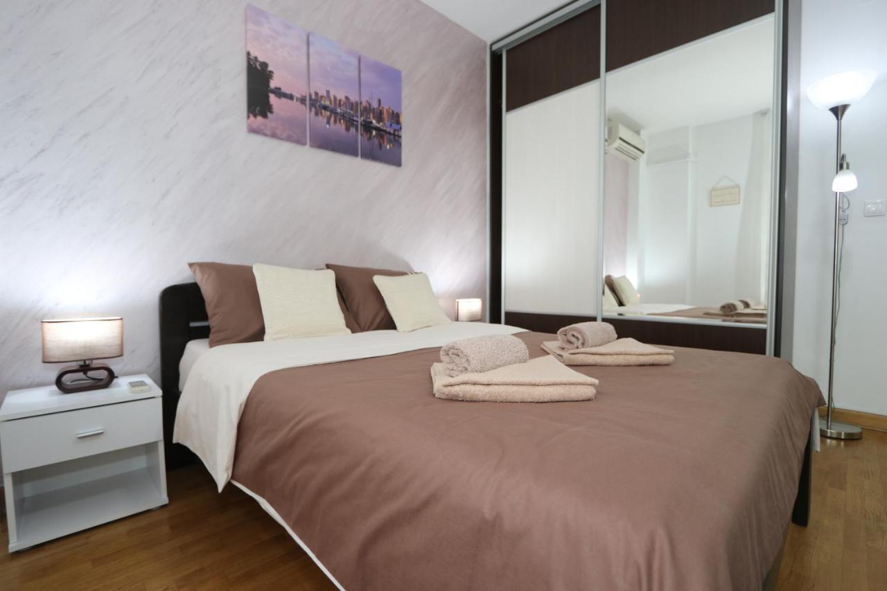 Clean&Cozy Apartments Novi Beograd Bagian luar foto